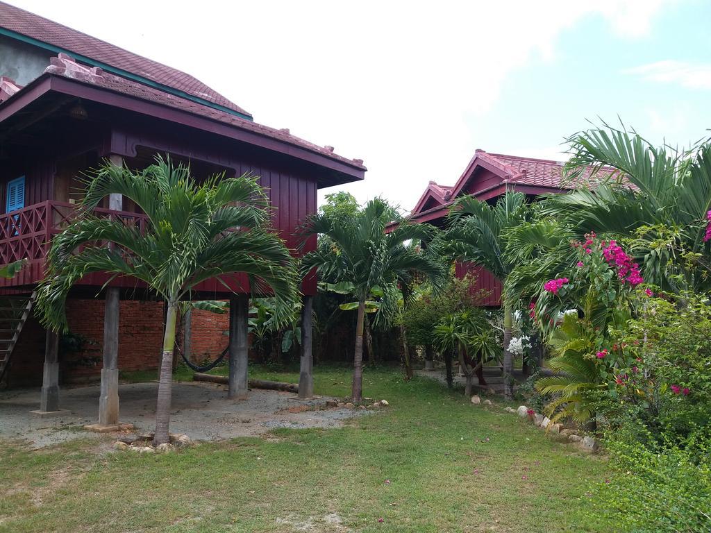 Khmer House Bungalow Hotel Kep Exterior foto