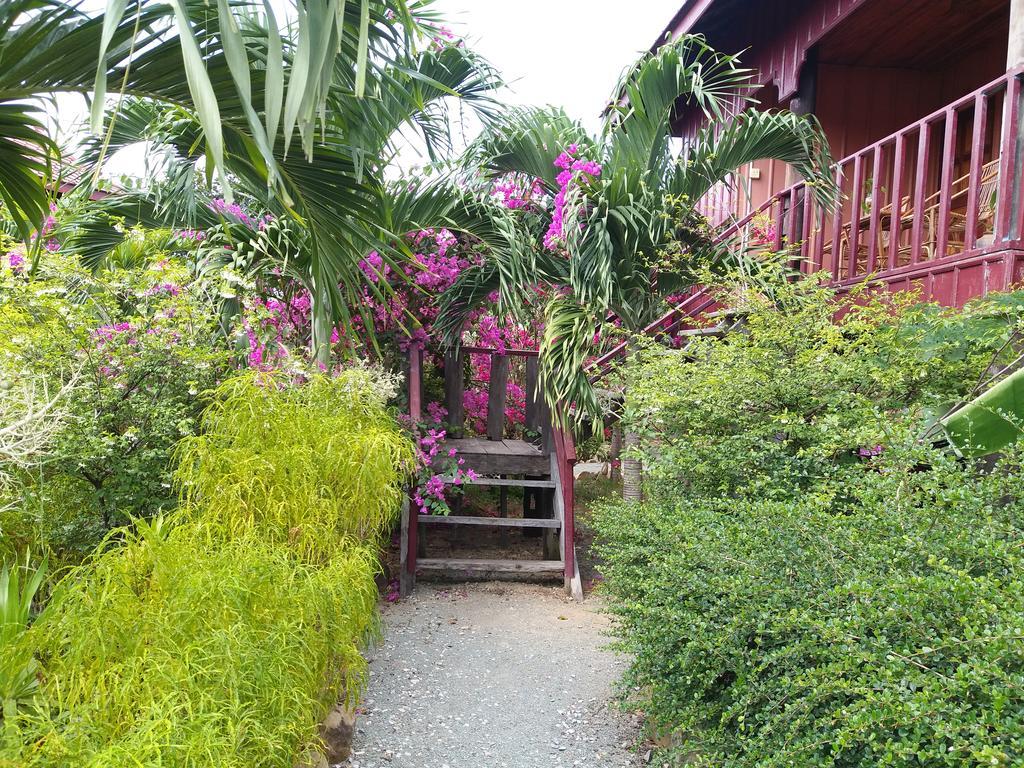 Khmer House Bungalow Hotel Kep Exterior foto